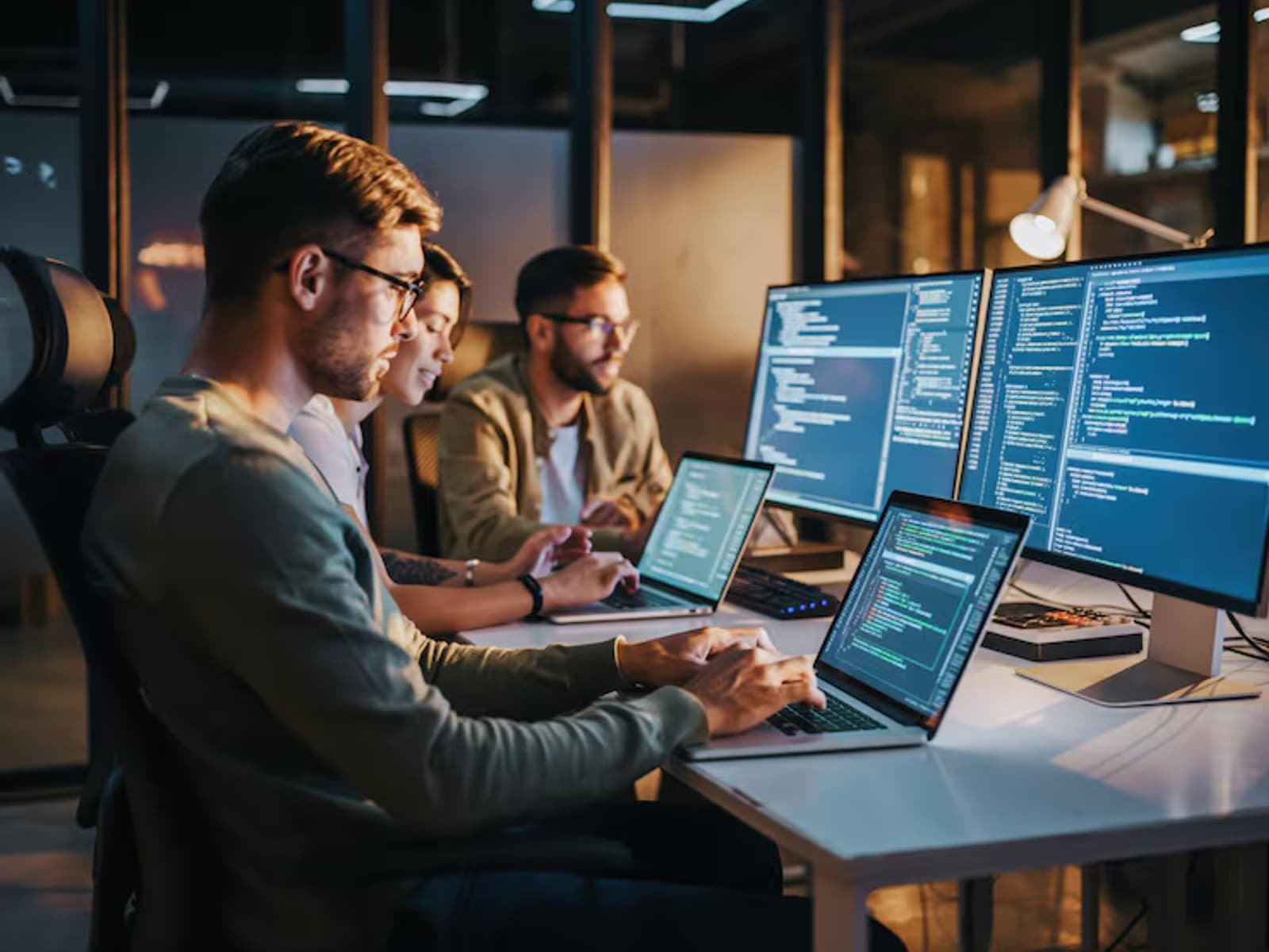 IT team collaborating on software and cloud solutions