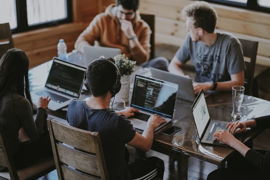 Support team collaboration